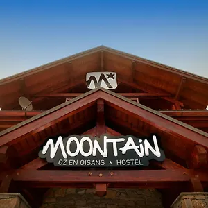 https://moontain-hostel.hotels-rhonealpes.com